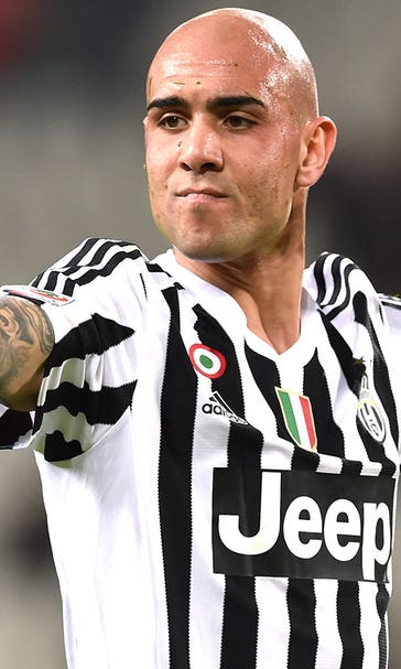 Napoli and Juventus extend win streaks in Serie A title push